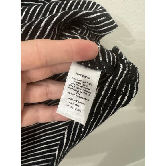 T by Talbots Black and White Striped Cap Sleep Shirt Size Small - Picture 5 of 6